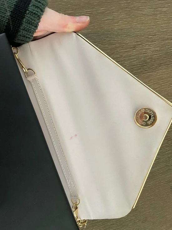 Call It Spring Qweenbee clutch - Picture 8 of 11